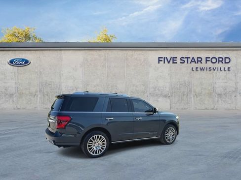 Used 2023 Ford Expedition Platinum AWD/4WD image 8
