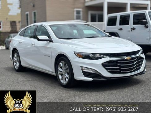 Used 2024 Chevrolet Malibu LT FWD image 3