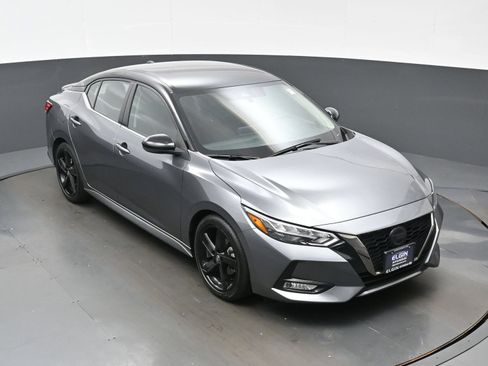 Used 2023 Nissan Sentra SR w/ Electronics Package FWD image 37