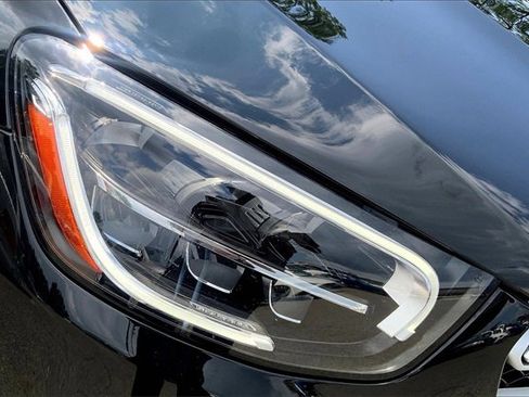 Used 2022 Mercedes-Benz GLC 300 image 24