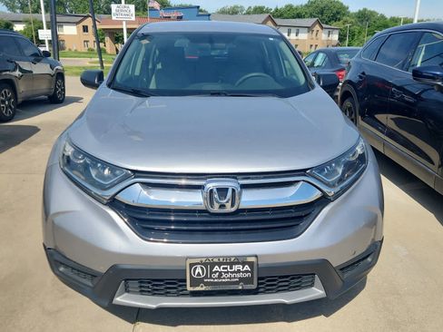Used 2017 Honda CR-V LX image 2