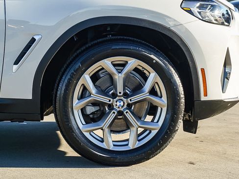 Used 2023 BMW X3 sDrive30i w/ Premium Package image 9