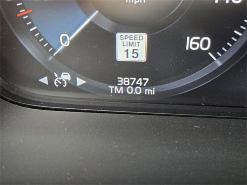 Used 2022 Volvo XC90 T8 Inscription w/ Advanced Package image 30