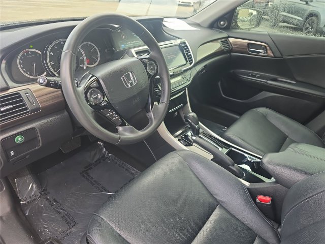 Used 2017 Honda Accord EX-L image 14