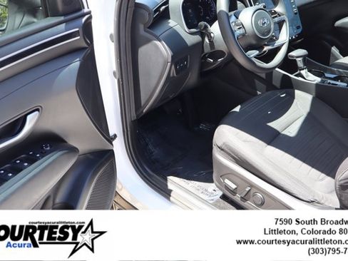 Used 2024 Hyundai Santa Cruz SEL AWD/4WD image 22