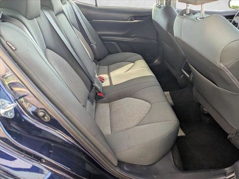 Used 2022 Toyota Camry LE image 17
