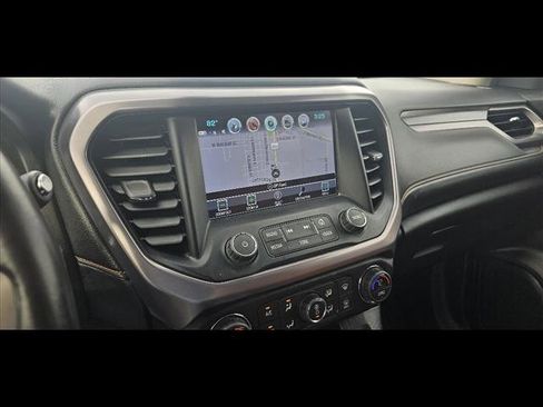 Used 2019 GMC Acadia SLT image 16