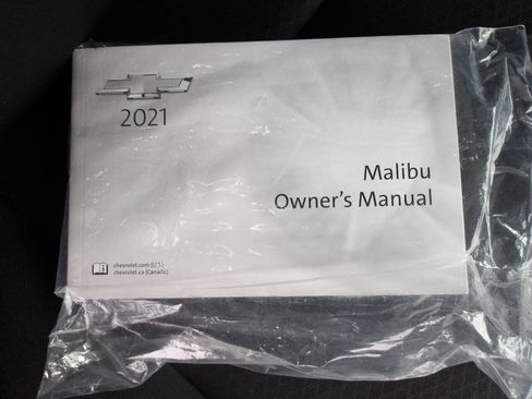 Used 2021 Chevrolet Malibu LS FWD image 26