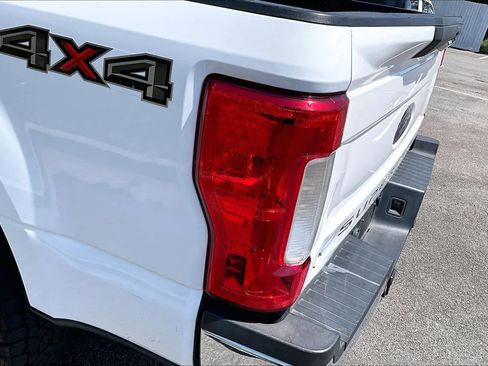 Used 2019 Ford F250 Lariat w/ Lariat Value Package AWD/4WD image 27