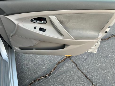 Used 2008 Toyota Camry LE FWD image 26