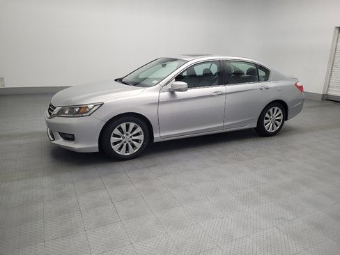 Used 2014 Honda Accord EX image 2