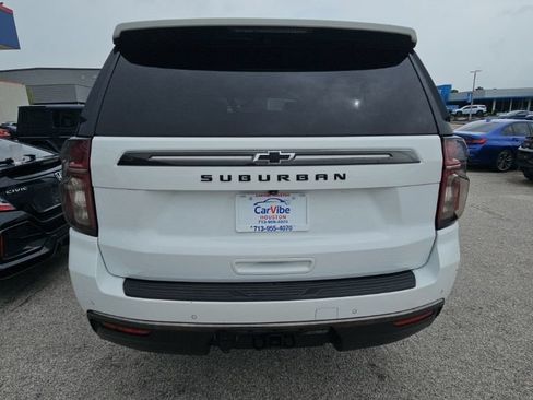 Used 2022 Chevrolet Suburban Z71 AWD/4WD image 6