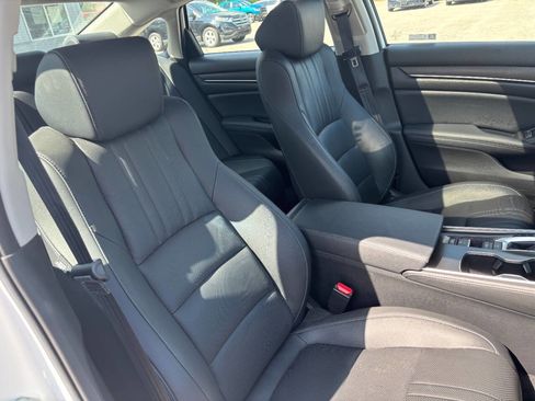 Used 2022 Honda Accord EX-L image 21