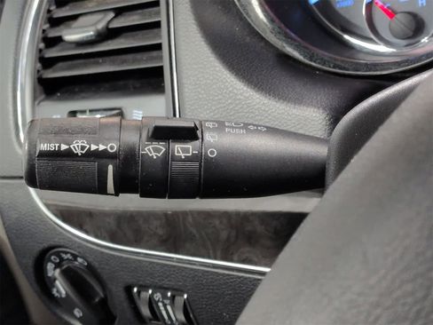 Used 2012 Chrysler Town & Country Touring w/ Entertainment Group #1 image 26