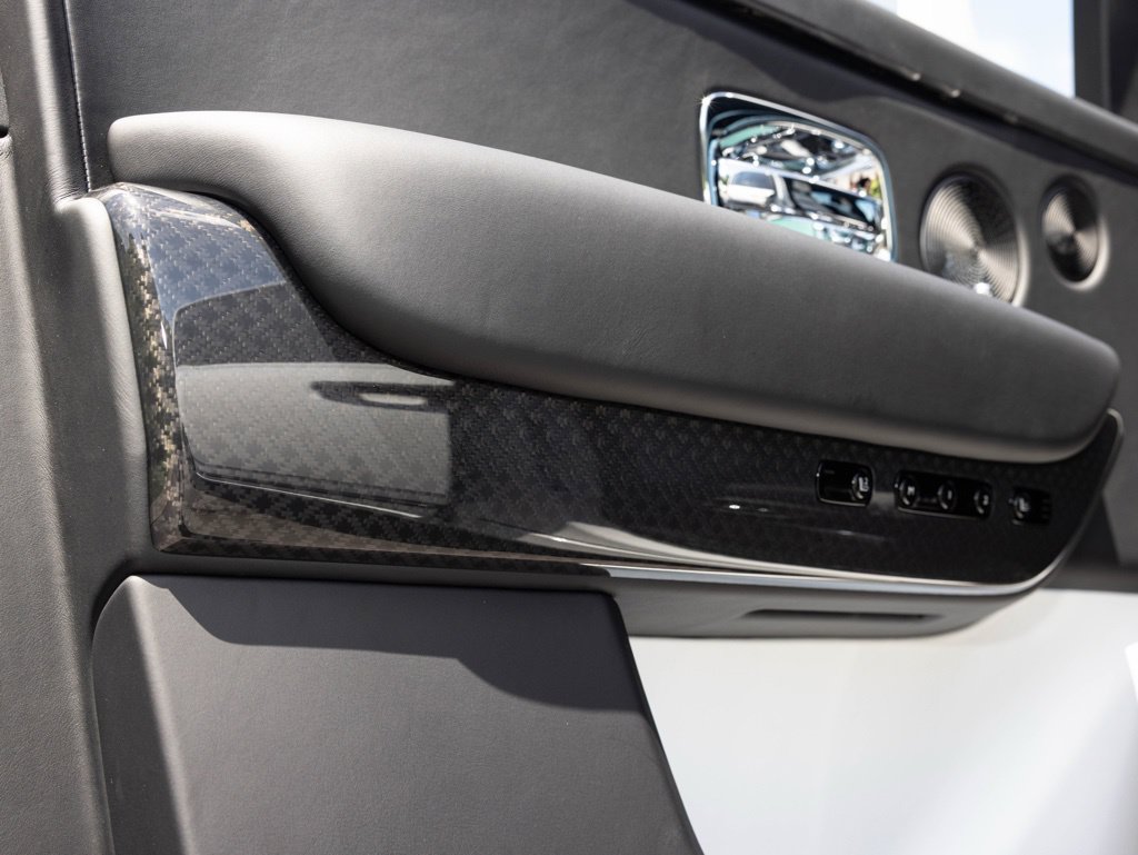 New 2027 Rolls-Royce Cullinan Black Badge AWD/4WD image 25