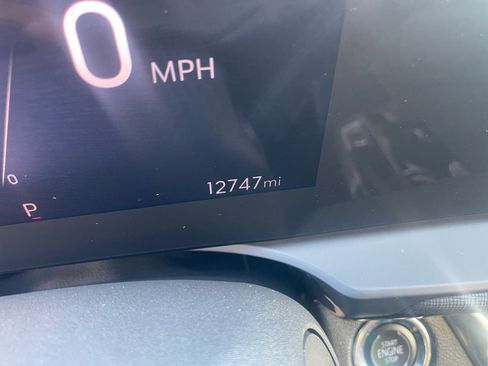 Used 2025 Buick Envista Sport Touring image 39