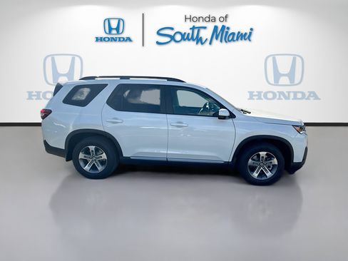 New 2026 Honda Pilot EX-L image 8