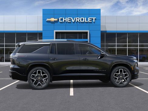 New 2026 Chevrolet Traverse High Country image 5