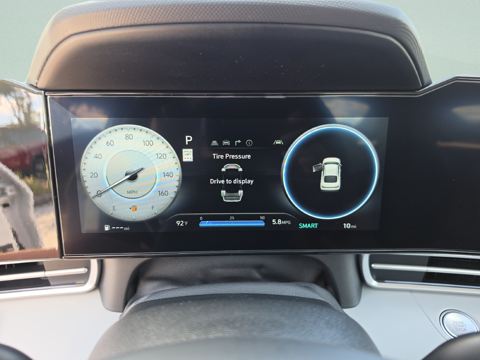New 2026 Hyundai Elantra Limited FWD image 35