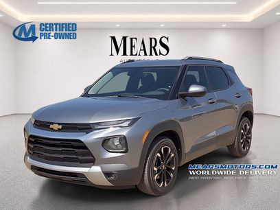 Used 2021 Chevrolet TrailBlazer LT w/ Convenience Package