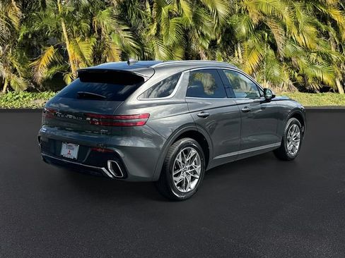 Used 2025 Genesis GV70 2.5T AWD/4WD image 4