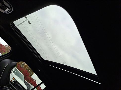 Used 2022 Jeep Grand Cherokee Summit image 11