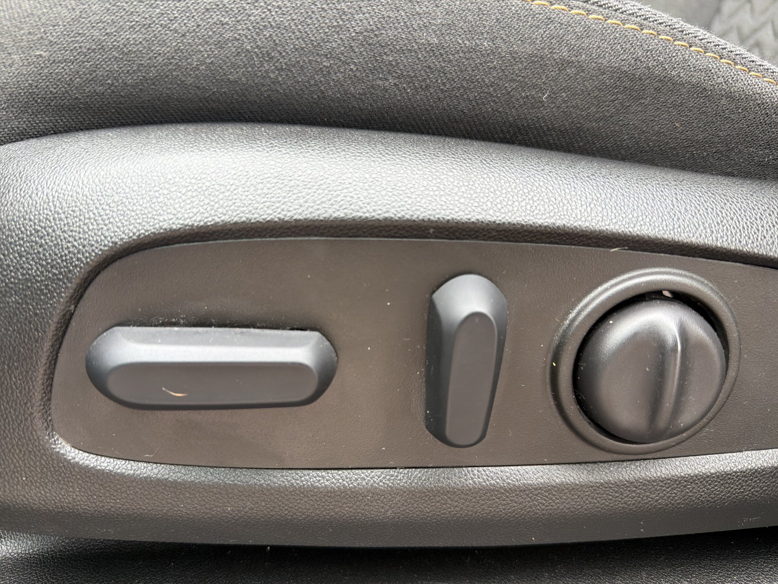 Used 2022 Chevrolet Equinox LT FWD image 29