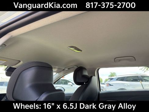 Certified 2025 Kia K4 LXS FWD image 18