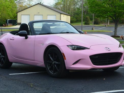 Used 2016 MAZDA MX-5 Miata Club image 3