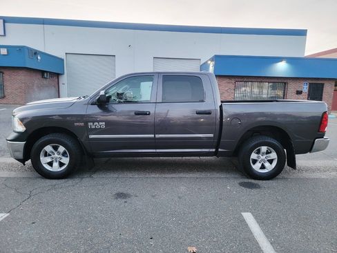 Used 2018 RAM 1500 ST w/ SXT Appearance Group image 2