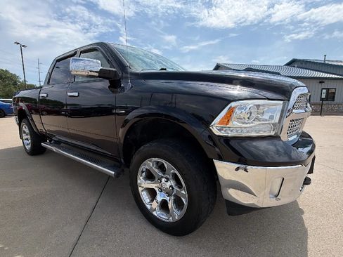 Used 2013 RAM 1500 Laramie w/ Convenience Group AWD/4WD image 24
