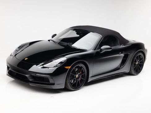 Used 2022 Porsche 718 Boxster GTS image 17