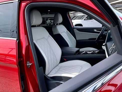 Used 2024 Volkswagen Atlas Cross Sport SEL Premium R-Line AWD/4WD image 10