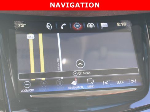 Used 2019 Cadillac Escalade Premium Luxury image 24