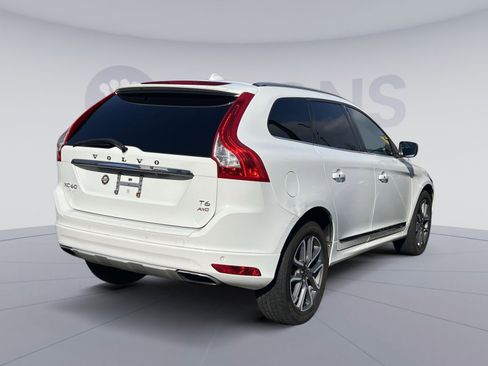 Used 2017 Volvo XC60 T6 Dynamic w/ Preferred Option Package image 5