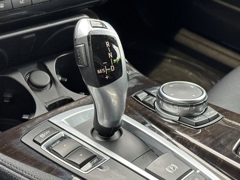 Used 2015 BMW 528i Sedan image 18