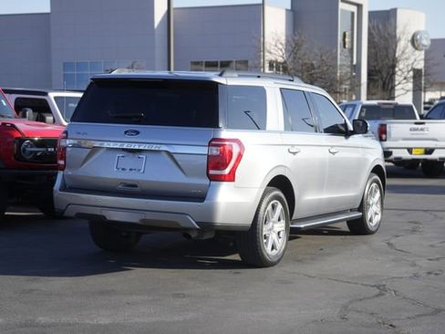 Used 2020 Ford Expedition XLT w/ Equipment Group 202A image 6