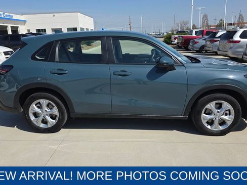 Used 2023 Honda HR-V LX image 6
