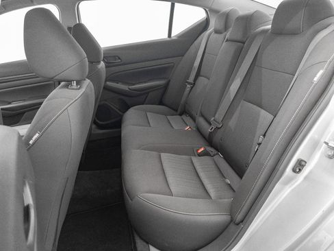 Used 2024 Nissan Altima 2.5 S image 11