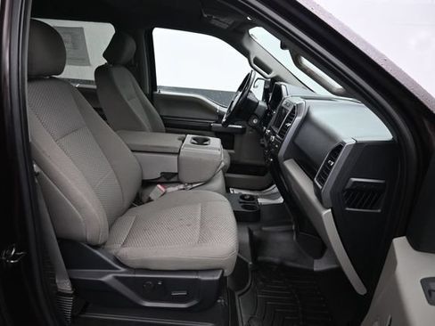 Used 2019 Ford F150 XLT w/ Equipment Group 302A Luxury AWD/4WD image 7