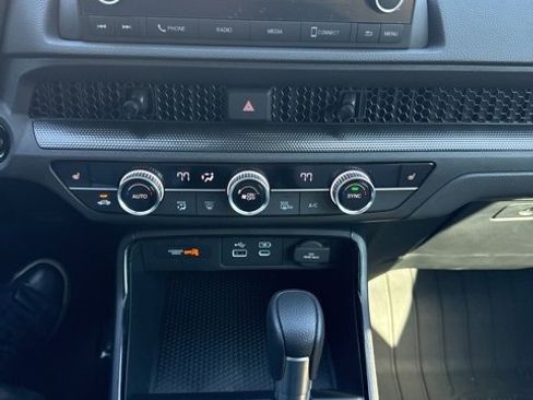 Used 2025 Honda CR-V EX image 9