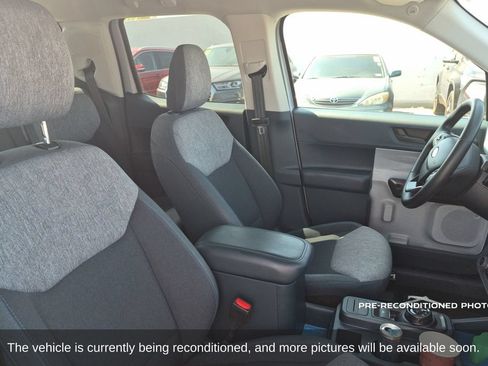 Used 2025 Ford Maverick XLT w/ XLT Luxury Package FWD image 15