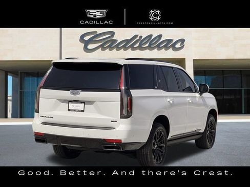 Certified 2024 Cadillac Escalade Sport Platinum w/ LPO, ONYX Package AWD/4WD image 3