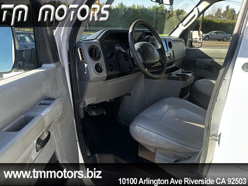 Used 2012 Ford E-350 and Econoline 350 XL w/ PWR Windows & Locks Group RWD image 6