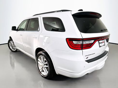 Used 2023 Dodge Durango GT image 5