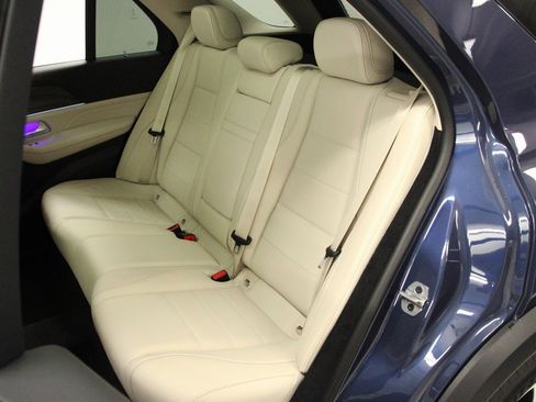 New 2026 Mercedes-Benz GLE 350 4MATIC image 13