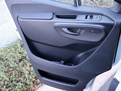 Used 2024 Mercedes-Benz Sprinter 144 Cargo image 41