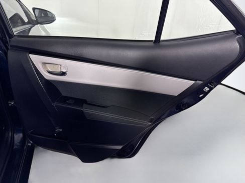 Used 2017 Toyota Corolla LE image 27