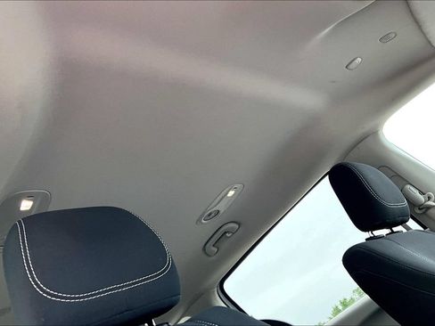 Used 2023 Chrysler Voyager LX FWD image 20