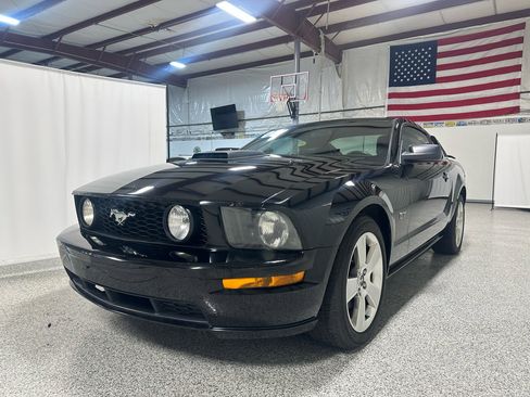 Used 2006 Ford Mustang GT image 5